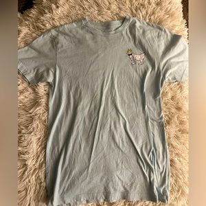 Brand: GOAT Size: Small light blue T-Shirt